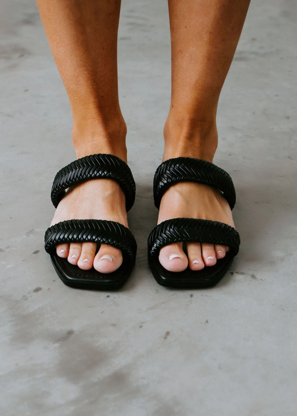 Dolce Vita Inya Sandal