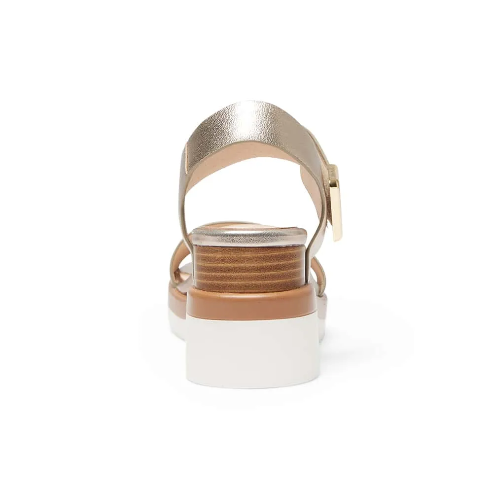 Iris Wedge in Gold Leather