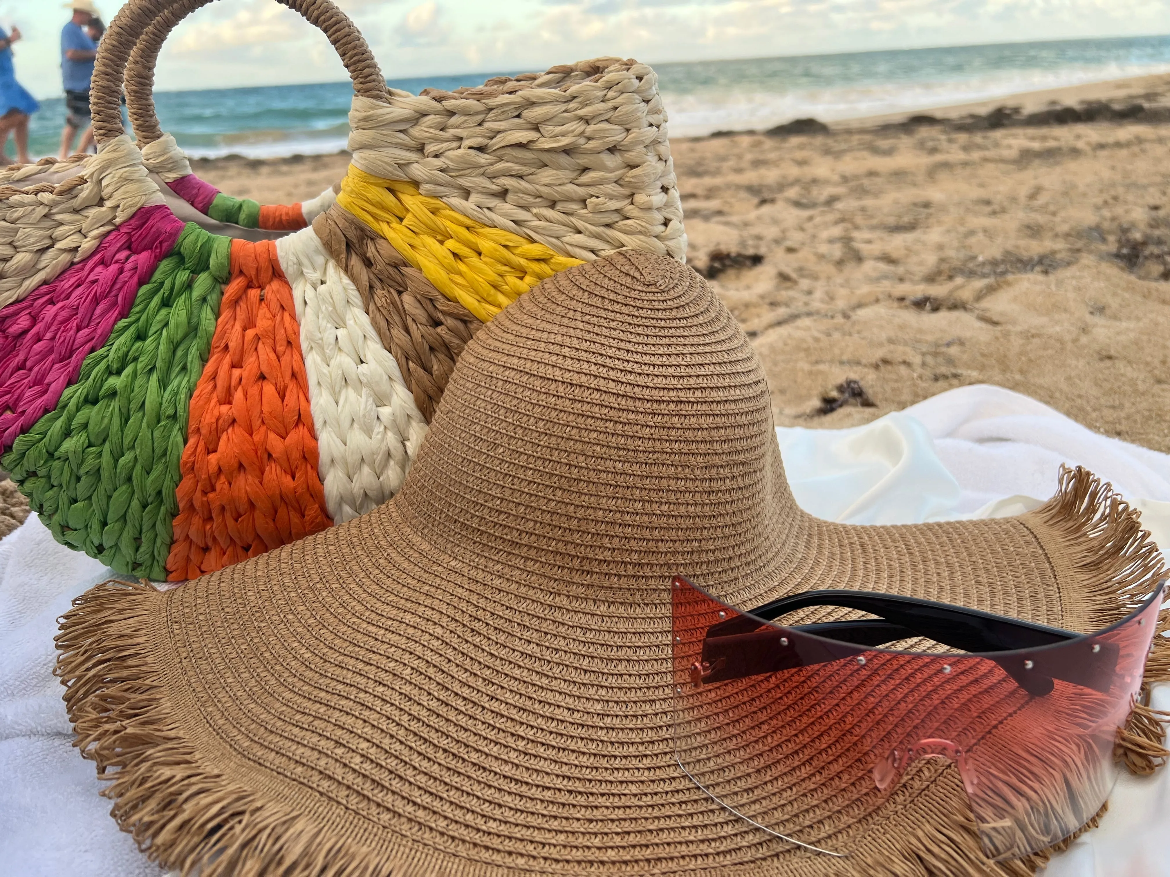 Summer Sweet Raffia Straw Bag